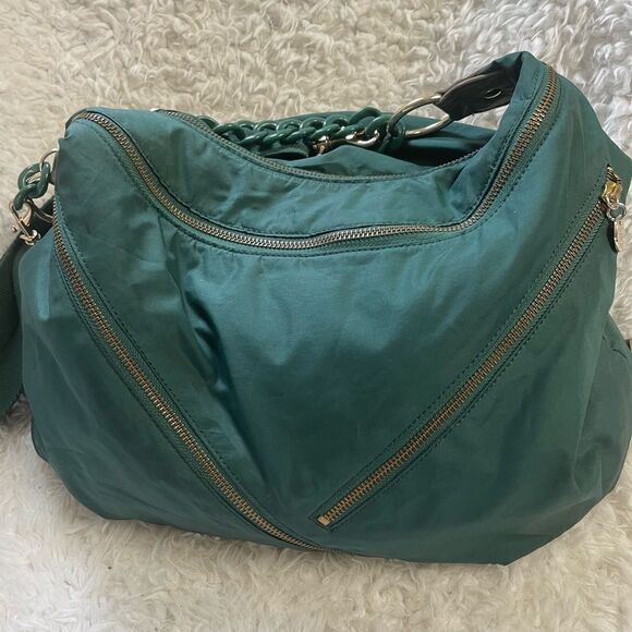 Alexisuospny Nylon Green large shoulder bag Chain Strap gold tone hardwares . - Picture 8 of 15